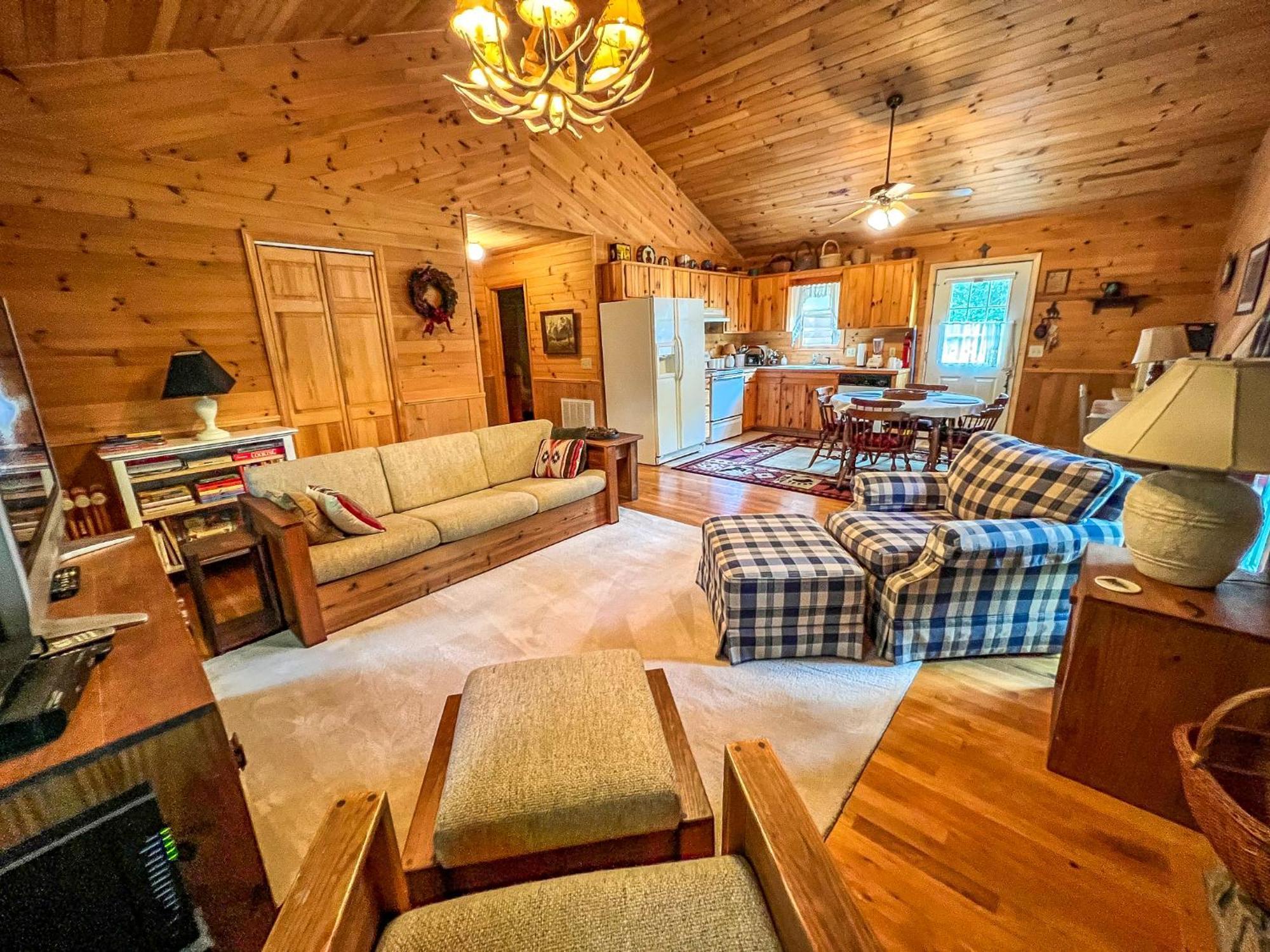 Edelweiss Cabin Villa Jefferson Екстериор снимка